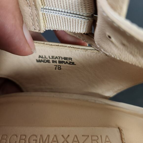 BCBGMaxazria Beige Leather Heels-Size 7B - Picture 9 of 9